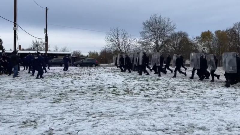 VAOL - Videó - A havazás kitűnő alkalmat adott a Körmendi Rendvédelmi Technikum számára a bemutatkozásra.