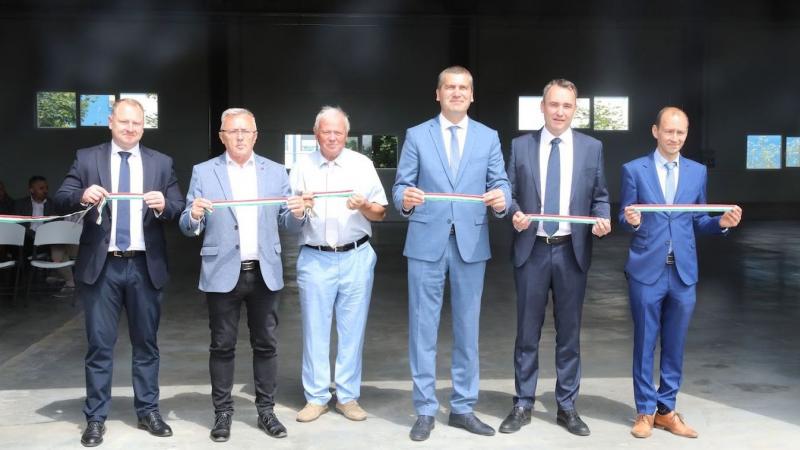 Bóly egy különleges figyelmet kaphat, hiszen országos szinten is példaként emlegetik ezt a baranyai várost. Kirakatba kerülése lehetőséget ad arra, hogy bemutassa egyedi értékeit és vonzerejét.