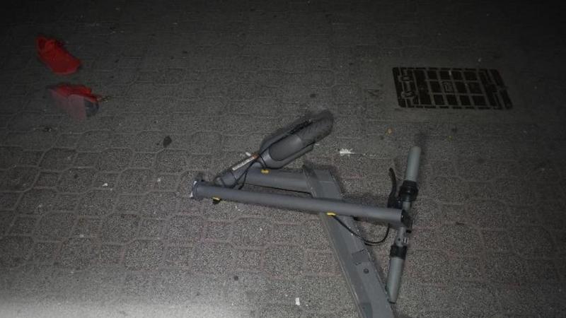 Súlyos sérüléseket szenvedett az ittas rollerező, ráadásul ellene vádat is emeltek.