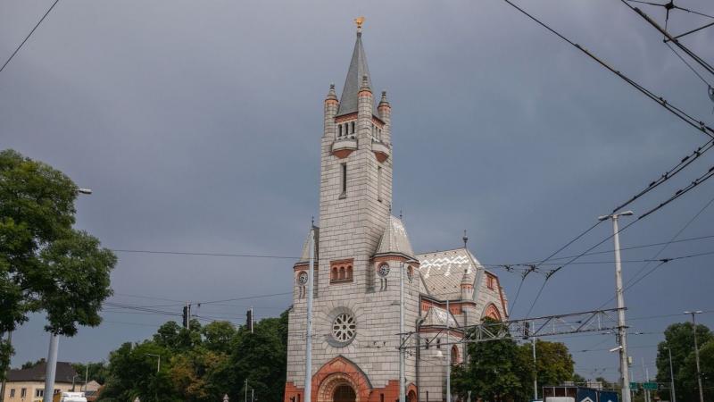 Figyelem! Megdöbbentő jelenség közeledik Hajdú-Bihar területére, és már ki is adták a riasztást! Ne hagyd ki a látványos fotókat és videókat!
