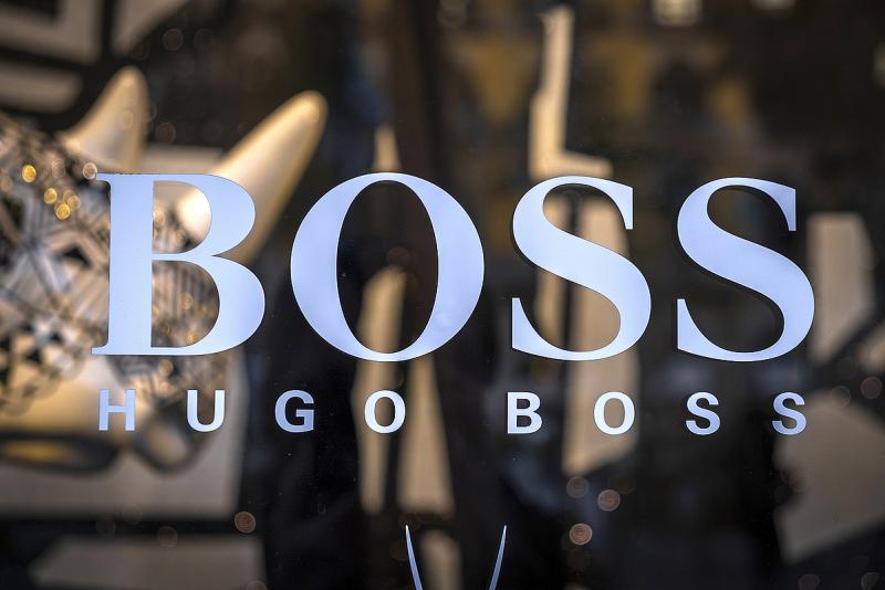 A Hugo Boss számára a megújulás reményei szertefoszlottak, és egy nehéz esztendőt zárnak.