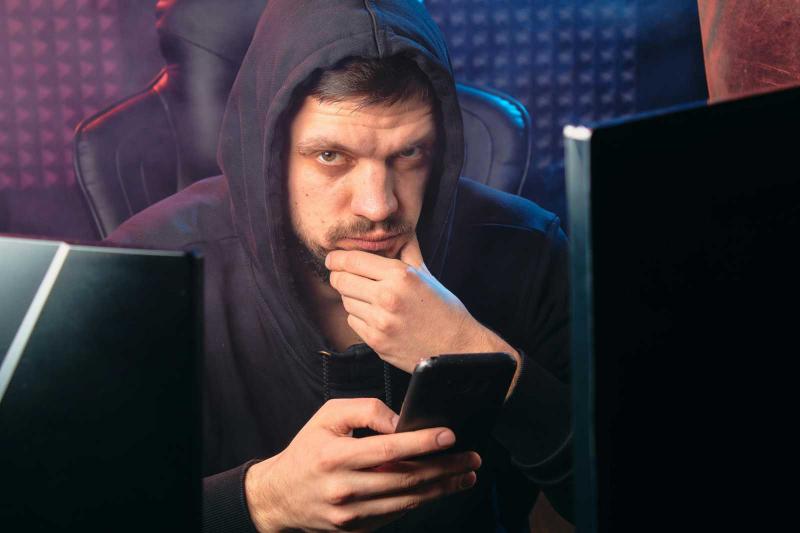 Adathalászok céltáblává változtatták a vállalkozókat.