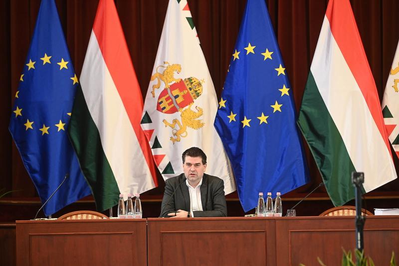 Kiss Ambrus véleménye szerint a főváros nem lenne képes elviselni a nyári időszakot azonnali jogi védelem nélkül.