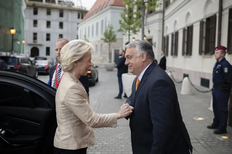 Ursula von der Leyen sikeresen átvészelte a bizalmatlansági indítványt, ami nem kis teljesítmény! Az esemény részletei és következményei azonban még mindig izgalmas vitákra adnak okot. Az Alfahir.hu értesülése szerint a politikai táj széles spektrumán meg