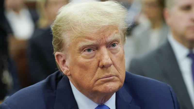 Trump szigorú üzenetet küldött Putyinnak, jelezve, hogy mostantól komolyan veszi a helyzetet. Ez már nem csak egy játék, hanem komoly következményekkel járhat - írja a Pénzcentrum.