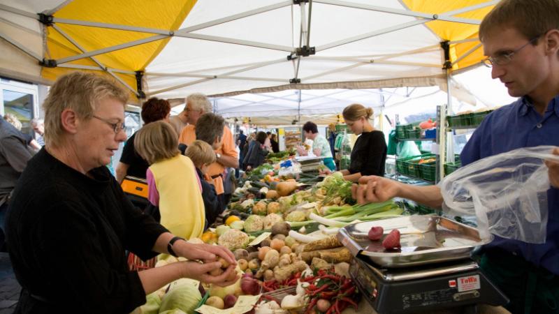 Egyre többen vásárolnak Magyarországon a különböző helyi piacokon és boltokban: de mi lehet ennek az oka? - Agrárszektor