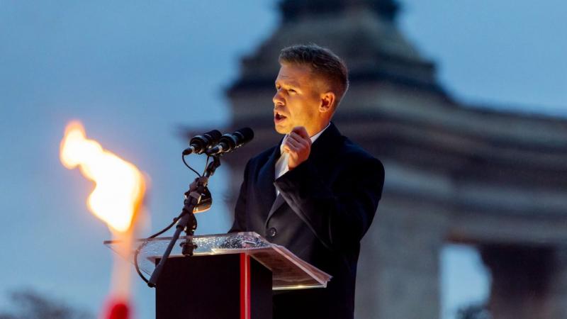 Feltártuk a valóságot: Ennyien válaszoltak Magyar Péter kérdőívére, ami miatt most aggódik.