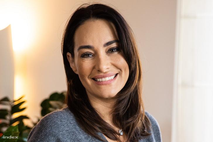 Görög Zita 17 éves lánya, Lotti, most Európa-bajnoki címet szerzett, és a legfrissebb fotók révén végre megpillanthatjuk a ritkán látott fiatal tehetséget.