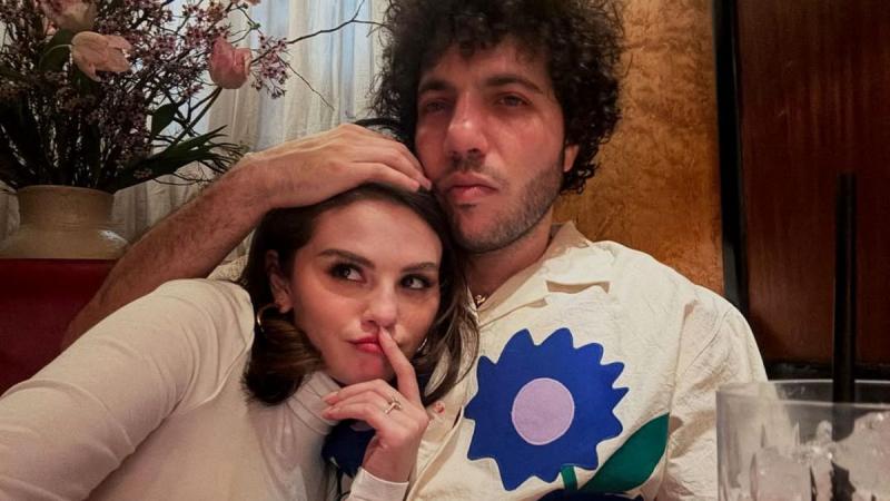 Selena Gomez nyíltan osztotta meg gondolatait a házasságával kapcsolatban. A híresség számára nem jelentett meglepetést, hogy a kapcsolat nem mindig zökkenőmentes; sosem táplált illúziókat arról, hogy a dolgok mindig simán fognak alakulni. - Life