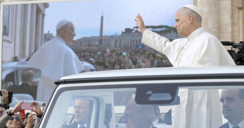 XIV. Leó pápa katekézise: A jubileumi év ébressze fel a tűz lángját bennünk és az egész Egyházban

A jubileumi év megérkezésével XIV. Leó pápa arra hívja fel a figyelmet, hogy ez az időszak kiváló alkalom arra, hogy újraélesszük a hitünkből fakadó lelkese